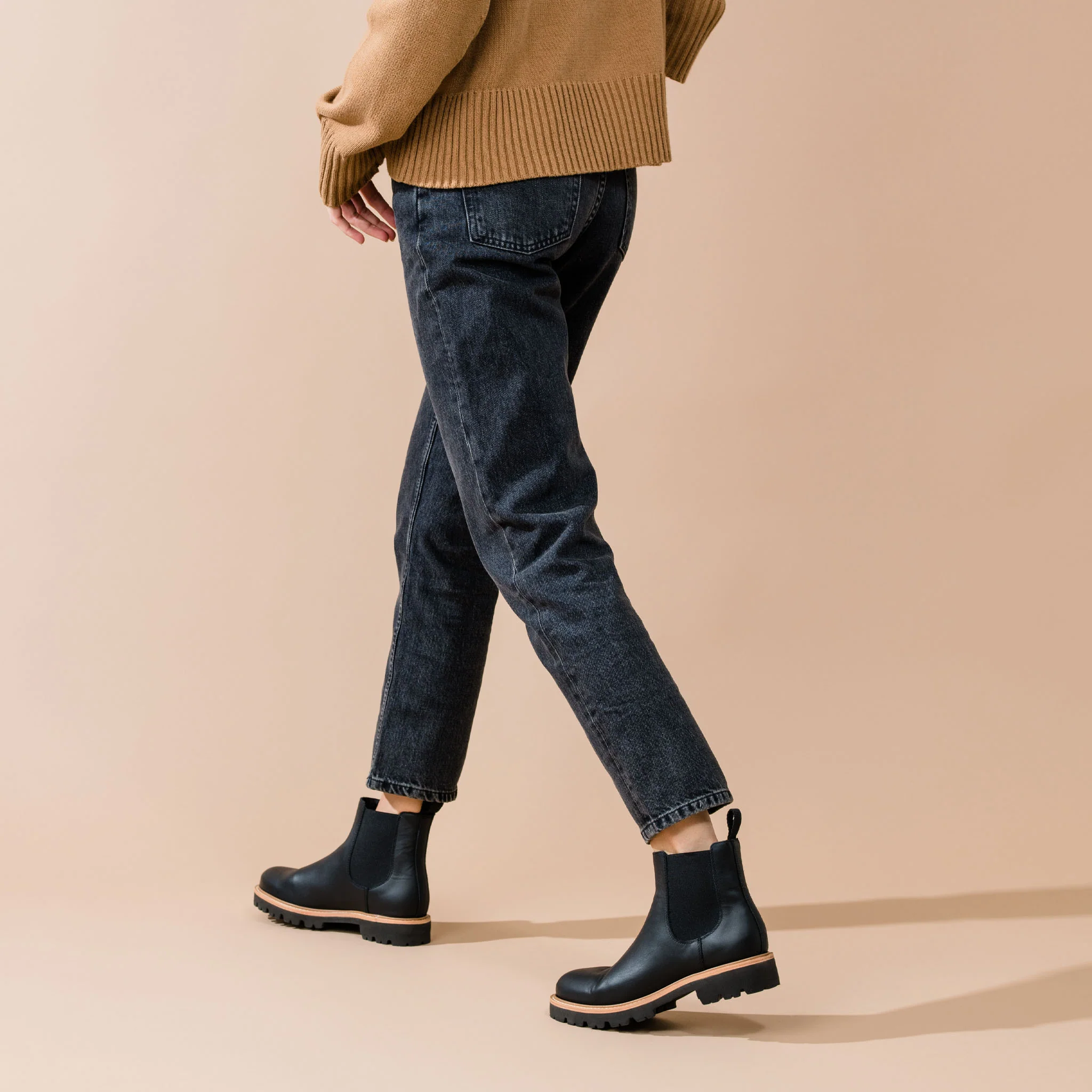 Go-To Lug Chelsea Boot 2.0 Black - Image 13