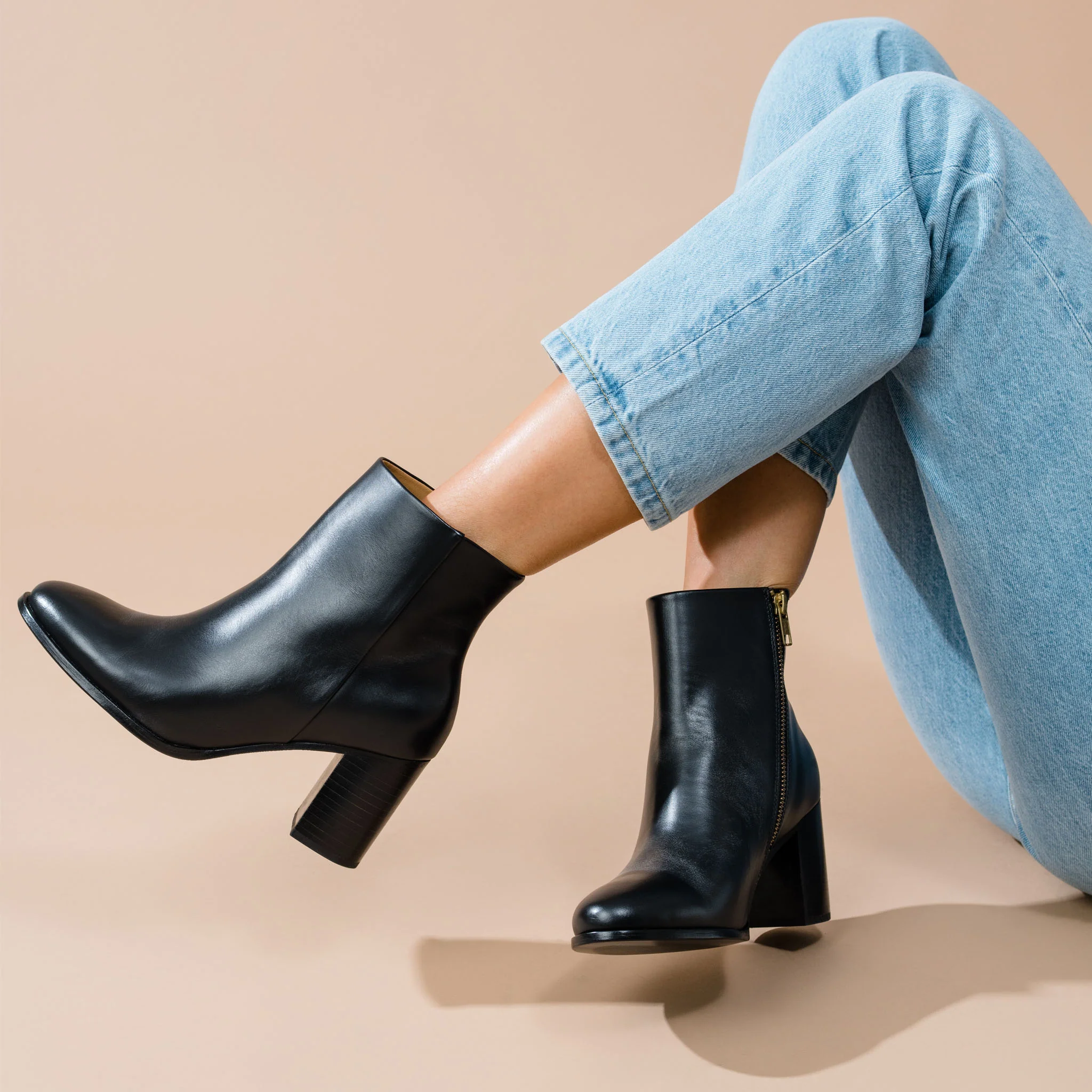 Lia Heeled Bootie Black - Image 10