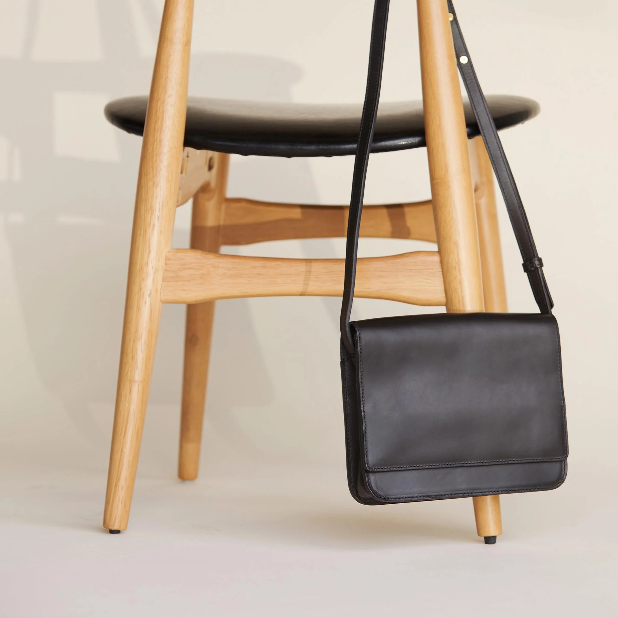 Clara Crossbody Black - Image 7